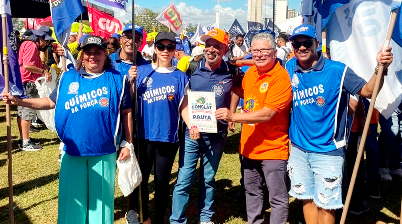 Brasília/DF | Químicos-ITA marca presença na 3ª Marcha dos Trabalhadores em prol dos direitos da nossa classe