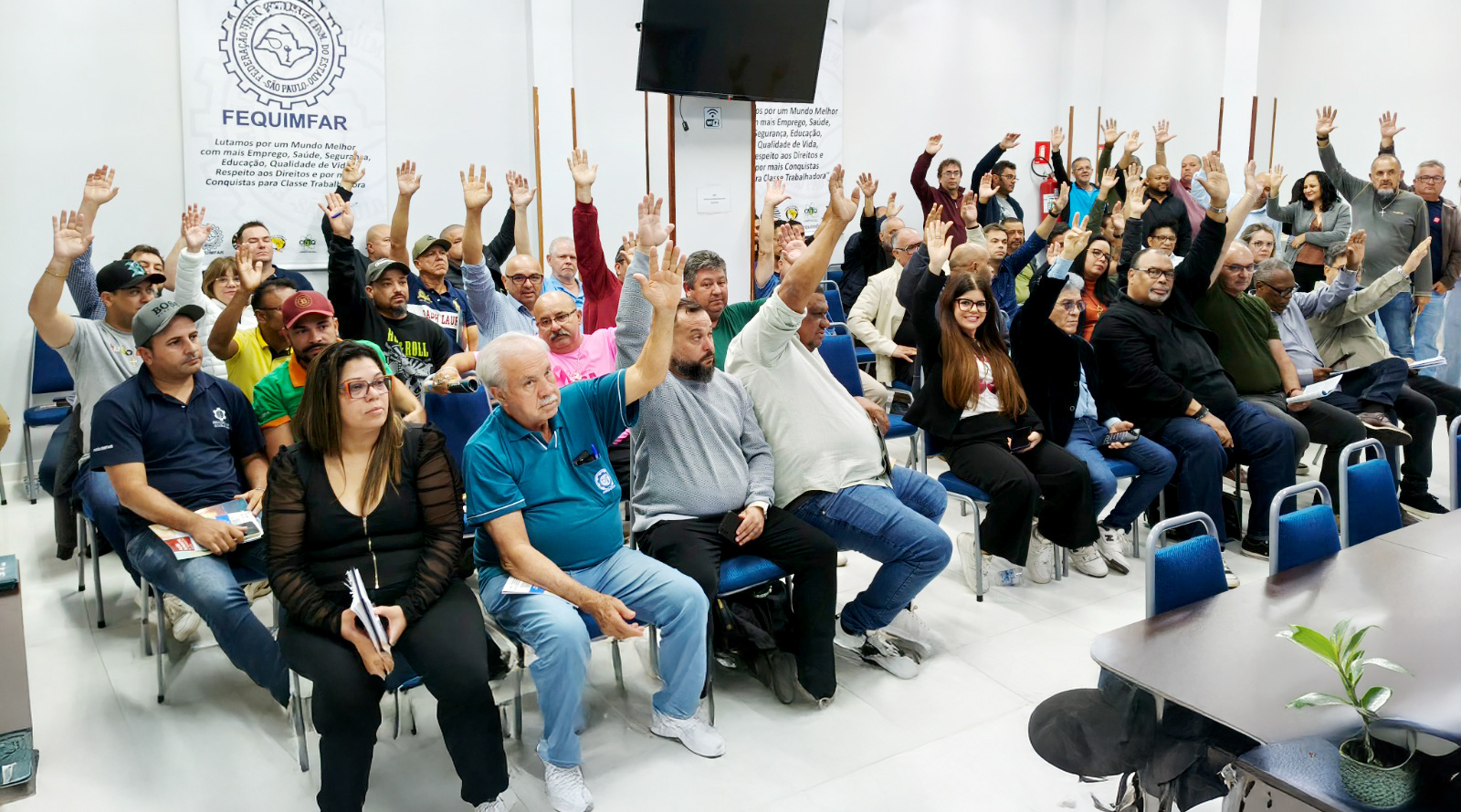 Trabalhadores do Setor Químico conquistam proposta de reajuste com ganho real e valorização da cesta básica/vale-alimentação